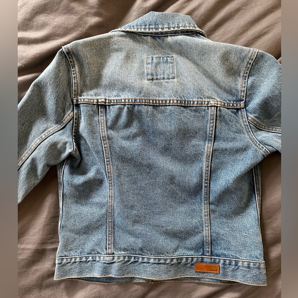 Abercrombie and Fitch distressed denim jacket in size XS - Picture 5 of 9